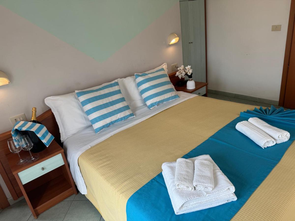 Hotel Villa Caterina ريميني المظهر الخارجي الصورة