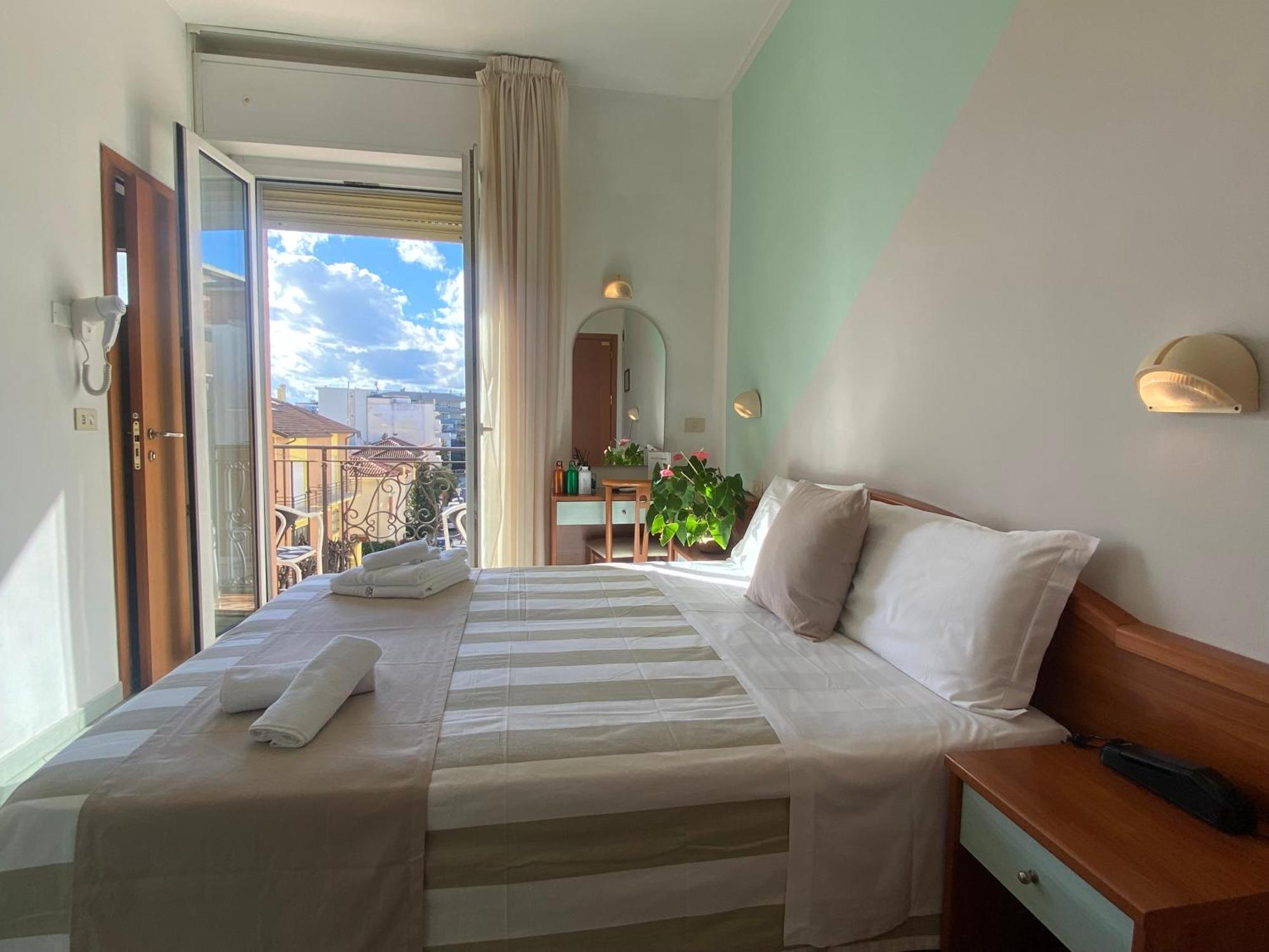 Hotel Villa Caterina ريميني المظهر الخارجي الصورة