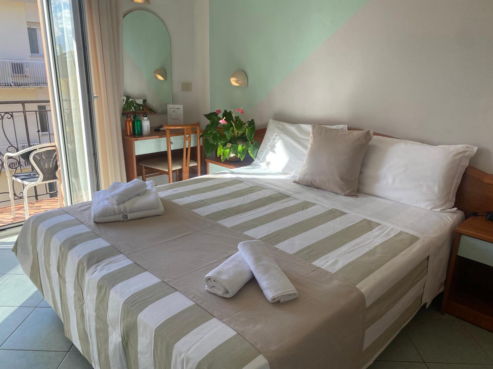 Hotel Villa Caterina ريميني المظهر الخارجي الصورة