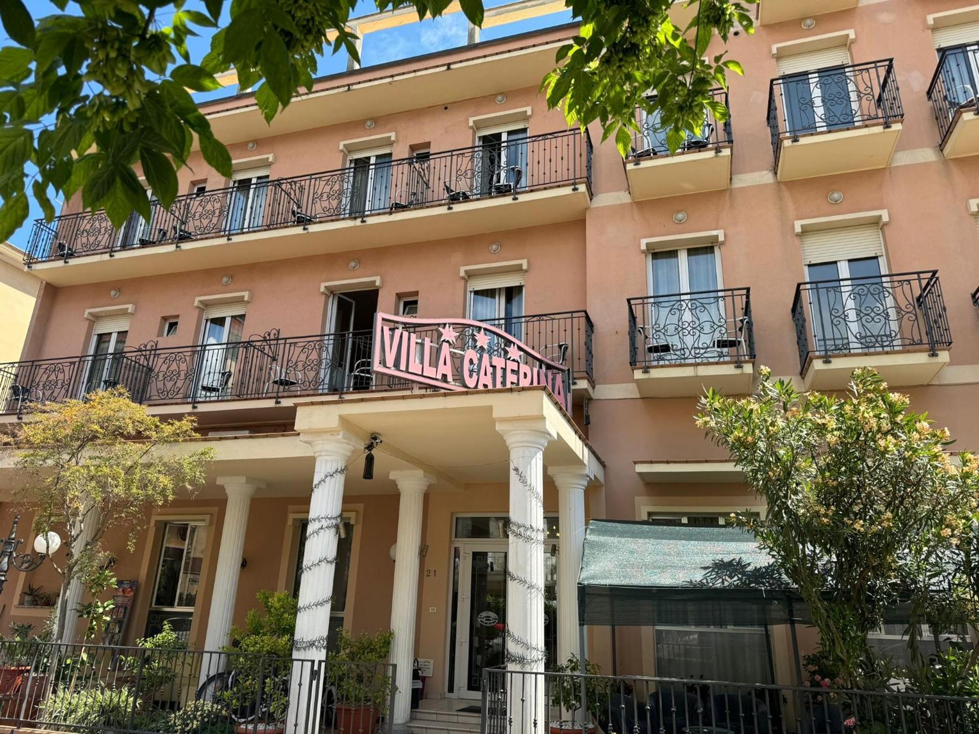 Hotel Villa Caterina ريميني المظهر الخارجي الصورة